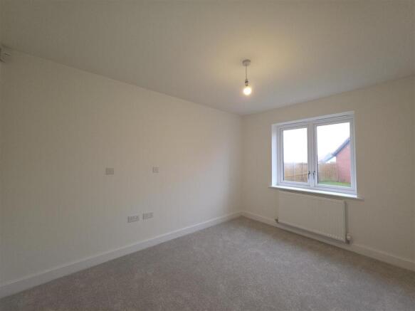 3 bed Detached Bungalow for sale Image 8
