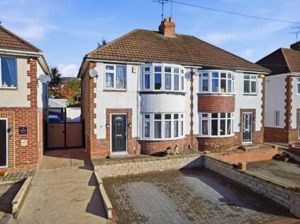 Raines Avenue, Worksop, S81