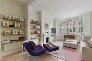 25, Wrentham Avenue, London NW10 3HS