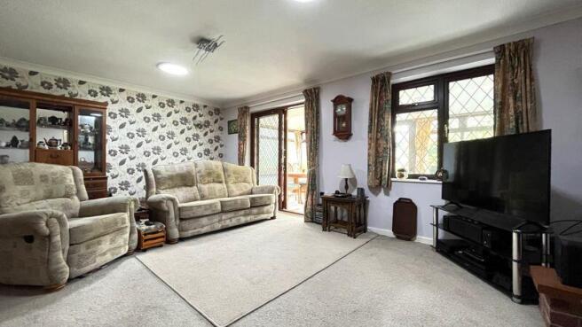 Sitting/Dining Room