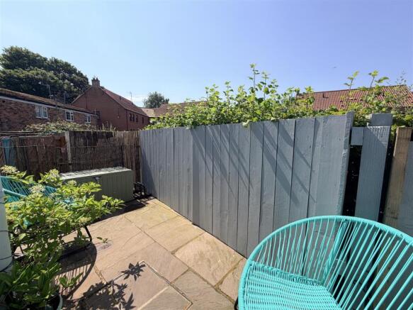 2 bed End of Terrace for sale Image 8