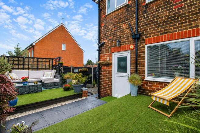 3 bed Town House for sale Image 10