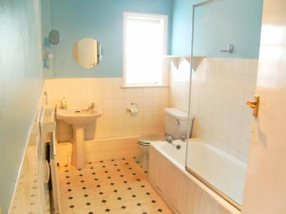 Photo 6