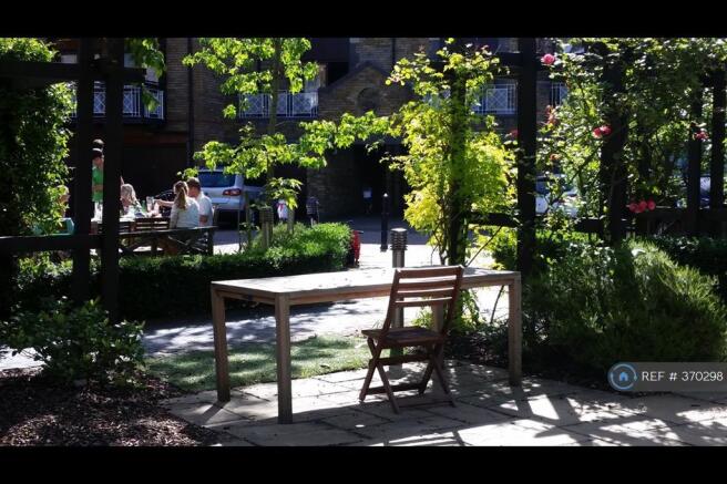 Great Community Gardens, Barbecue For Residents