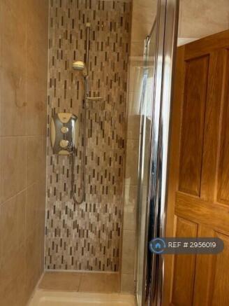 1 bed Flat to rent Image 4