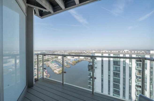 1438887-15-69d621...