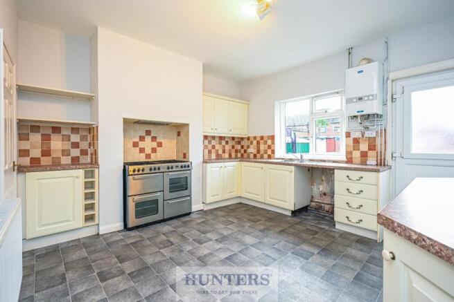 Manor Grove, Castleford photo 4