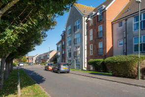 Flat 3, 17 Stammer Court, Stammer Road, Wick, Littlehampton BN17 6GF