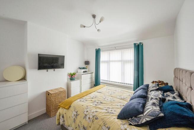 3 bed Semi-Detached for sale Image 11