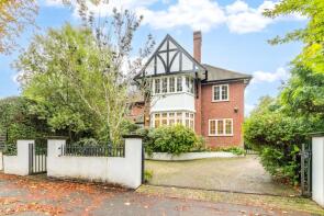 29, West Heath Avenue, Golders Green, London NW11 7QJ