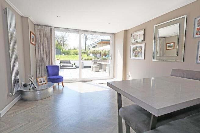 Breakfast Room