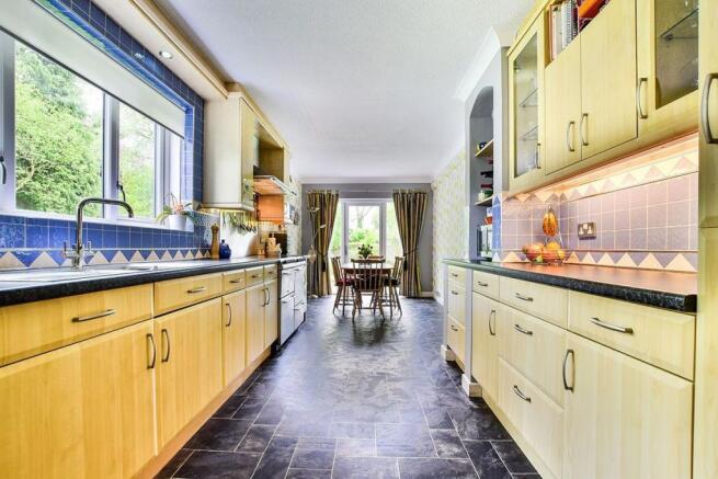 Kitchen / Breakfast Room
