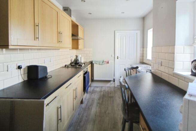 3 bed Terraced for sale Image 7