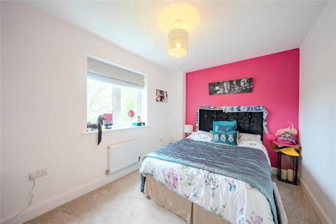 3 bed Terraced for sale Image 9