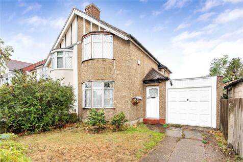 Sheringham Avenue, Twickenham, TW2