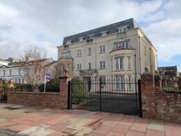 4, 24 Radley Court, Promenade, Southport PR8 1QU