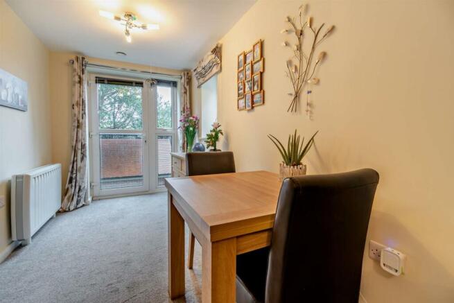 1 bed Apartment for sale Image 4