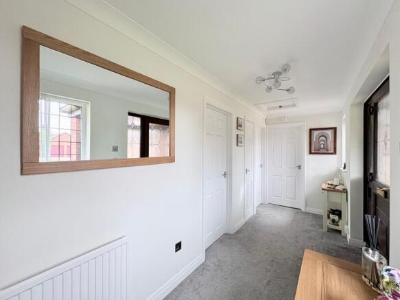 3 bed Detached Bungalow for sale Image 12