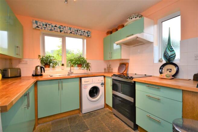 Kitchen 2 Crossways.JPG
