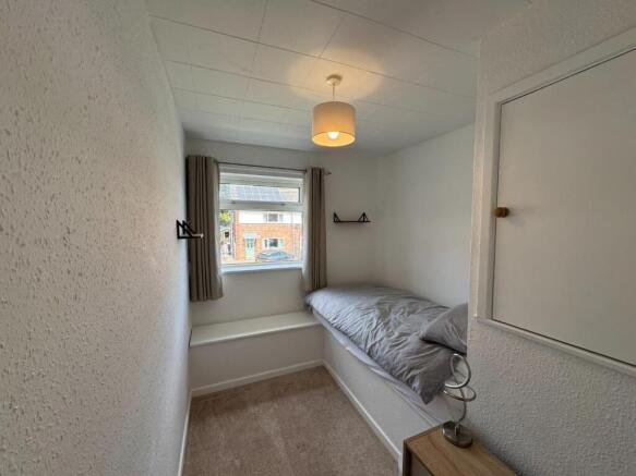 3 bed Semi-Detached to rent Image 12