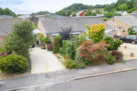 Wellfields Drive, Bridport