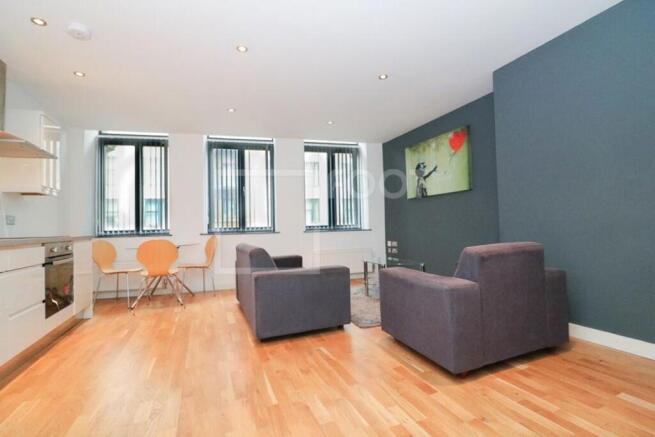 1 bed Apartment to rent Image 6