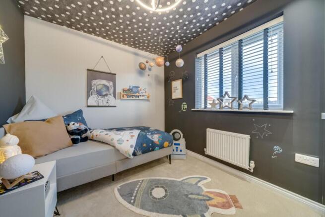 4 bed Detached for sale Image 7