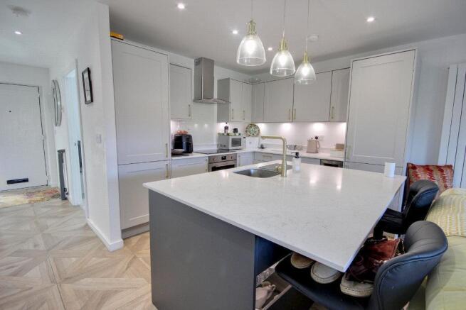 3 bed Town House for sale Image 10
