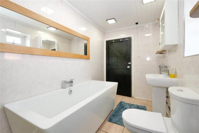 2 bed Bungalow for sale Image 8