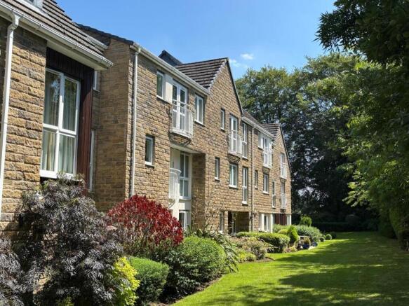 2 bed Apartment for sale Image 9