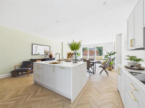 KITCHEN/FAMILY ROOM