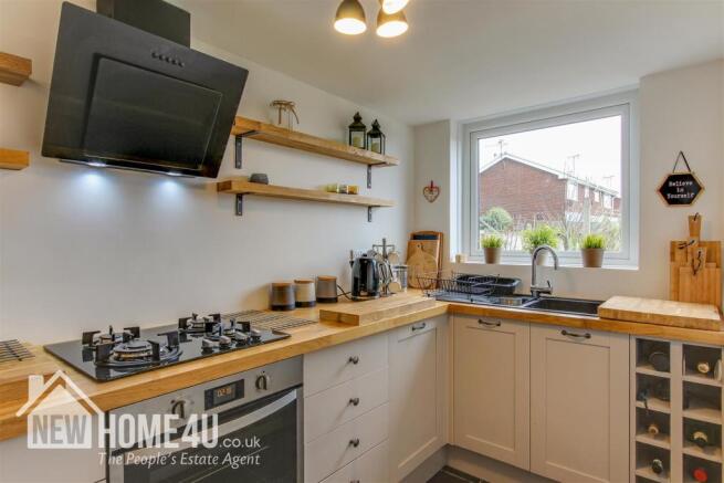 KITCHEN: