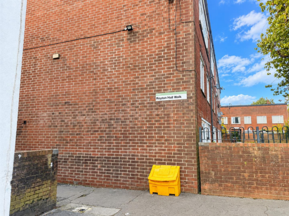 Royton Hall Walk Courtyard View.png