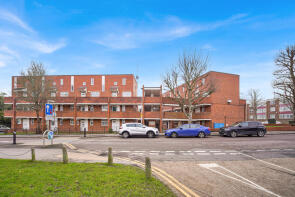 2, Hockley Court, Churchfields, South Woodford, London E18 2RA