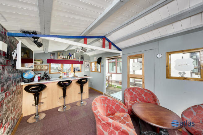 Garden Bar