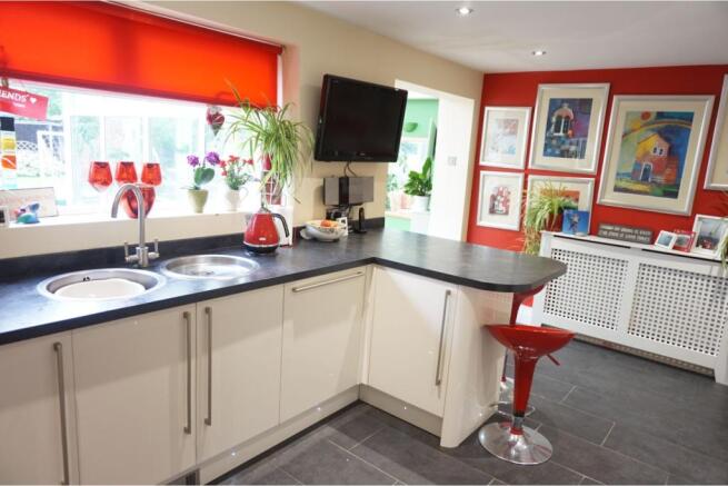 Kitchen / Breakfast