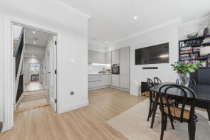 23a, Temple Road, London NW2 6PJ