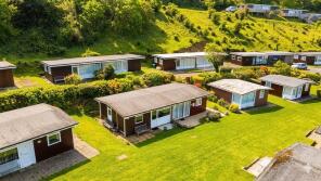 32, Summercliff Chalet Park, Caswell, Swansea SA3 3BP