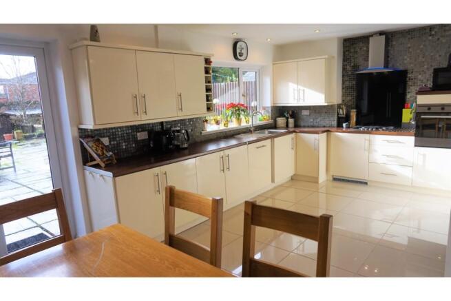 Kitchen / Diner