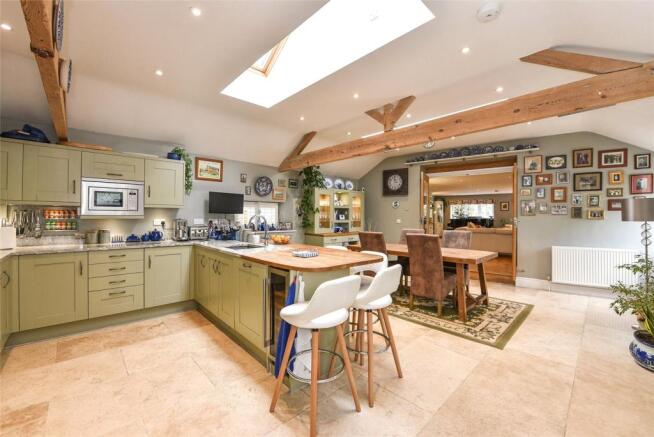 Kitchen/Dining Room