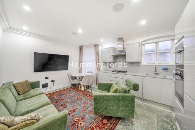 111 Scott Ellis Gardens-06.jpg