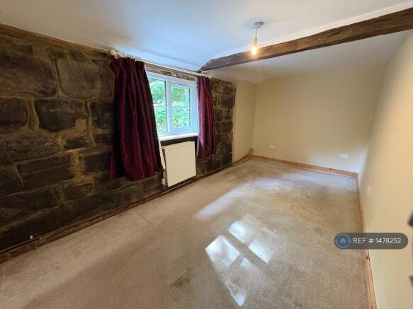 Double Bedroom With Space For Desk And Wardrobe