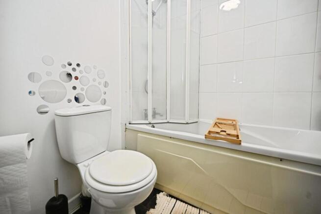 2 bed Terraced for sale Image 7