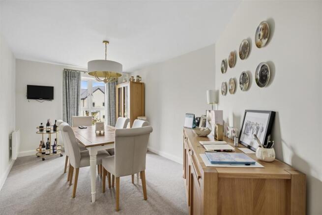 3 bed Apartment for sale Image 10