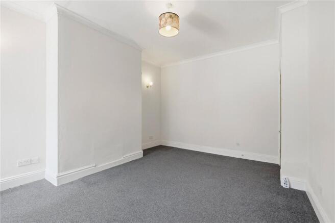 3 bed Terraced for sale Image 7