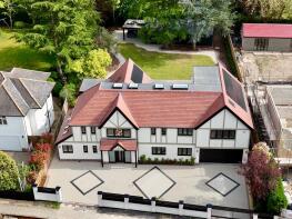 8, Croft Road, Nottingham NG12 4BW