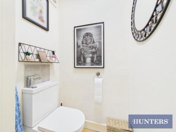 3 bed Terraced for sale Image 8