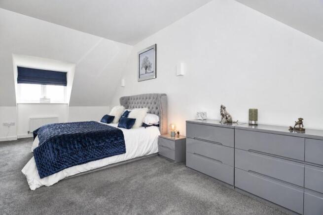 3 bed Semi-Detached for sale Image 11