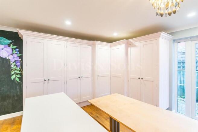 Kitchen/Breakfast Room