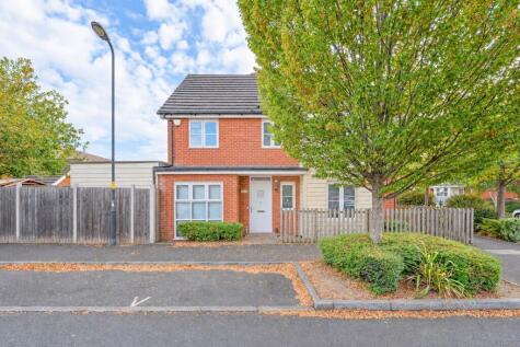 Daylesford Grove, Slough, SL1